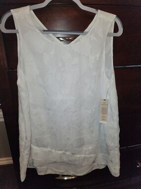 cooper & ella White Floral Jacquard Shell Top